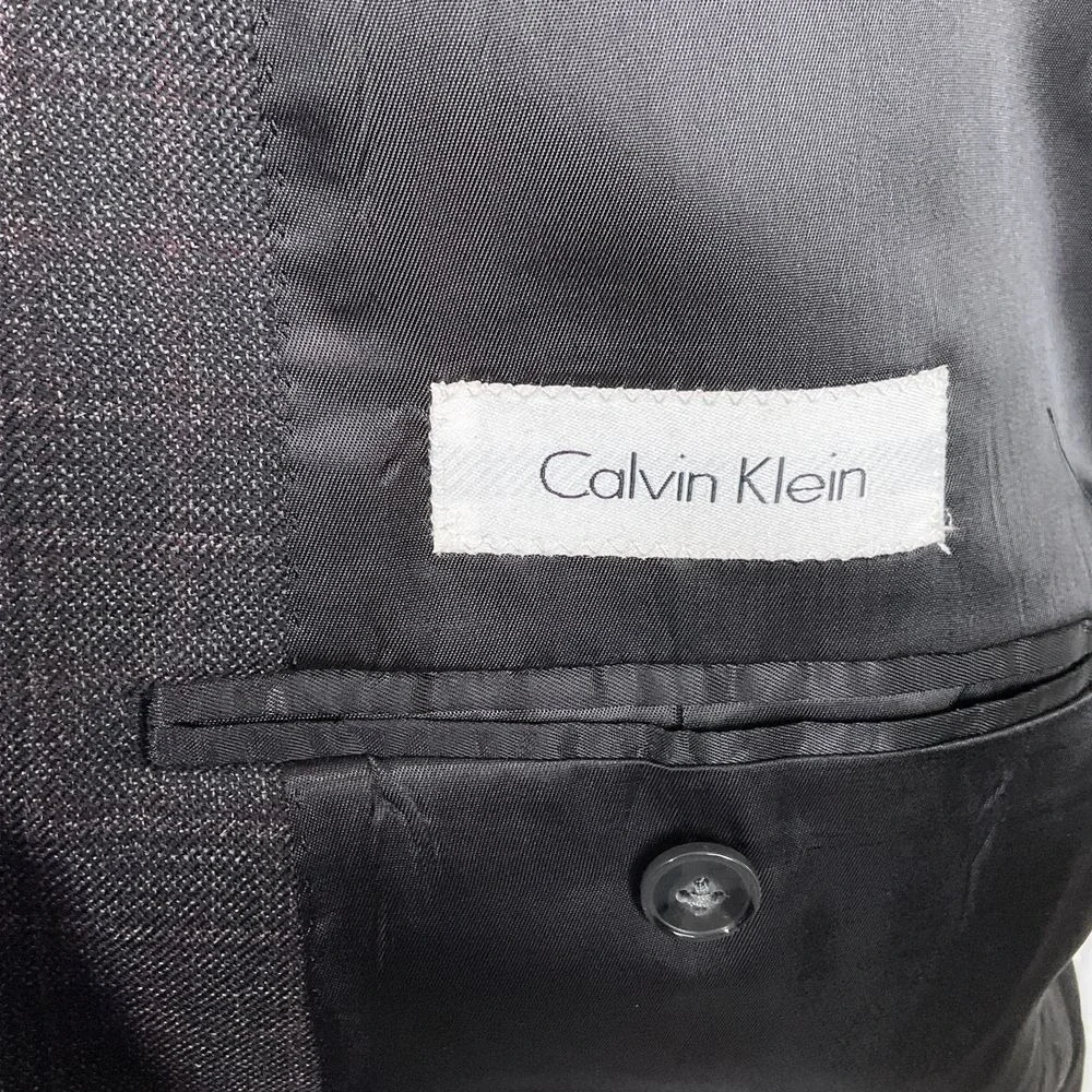 Calvin Klein act chest